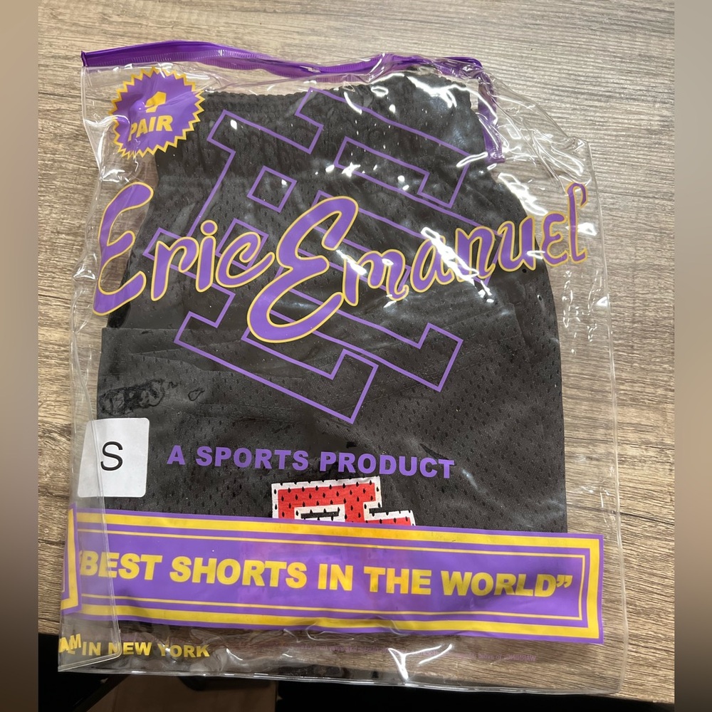 ERIC EMANUEL  shorts brand new